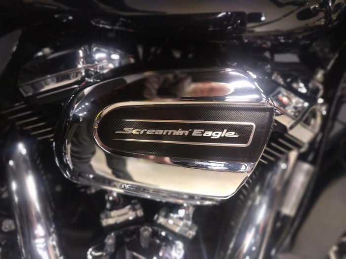 2018 Harley-Davidson Street Glide 107 (FLHX) Touring Grey