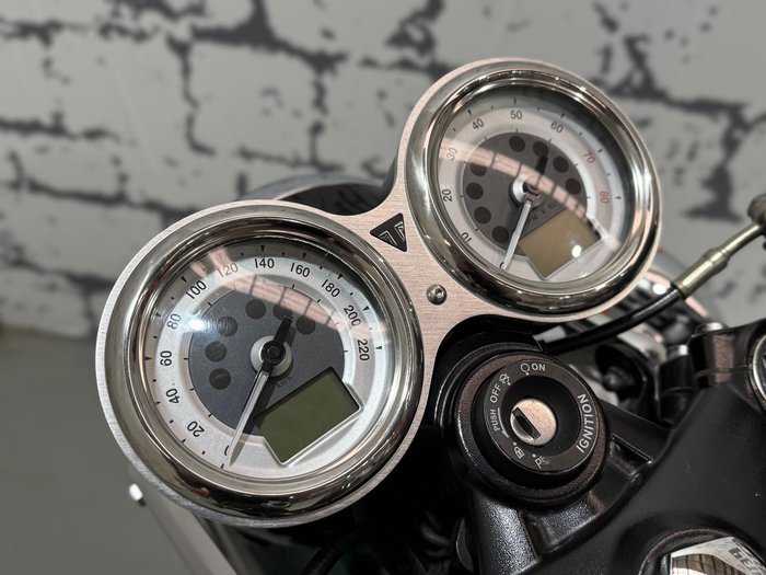 2016 Triumph Thruxton 1200 Thruxton Green