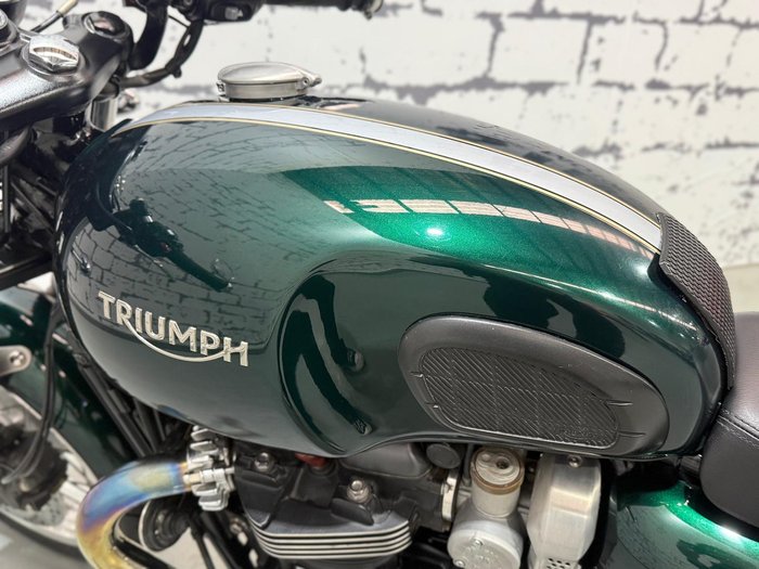 2016 Triumph Thruxton 1200 Thruxton Green