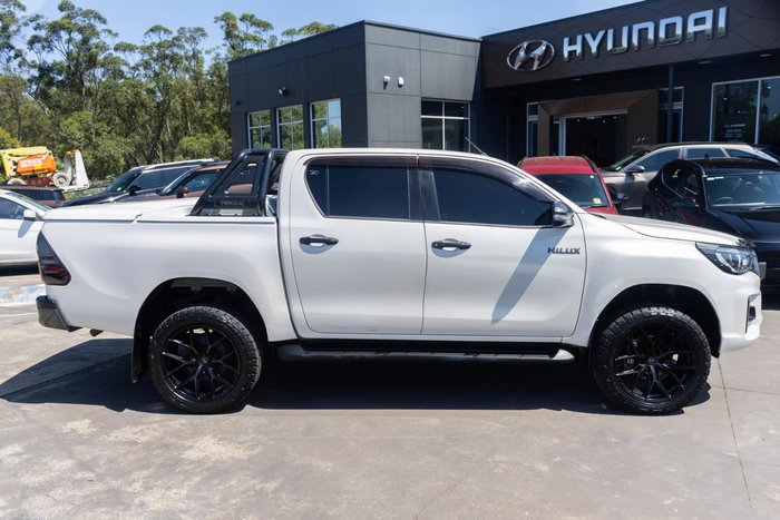 2019 Toyota Hilux Rogue