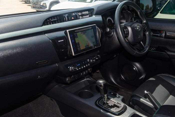 2019 Toyota Hilux Rogue