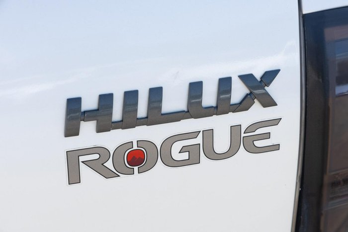 2019 Toyota Hilux Rogue