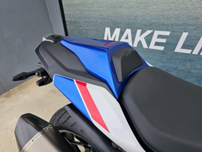2023 BMW Motorrad R 1250 RS White