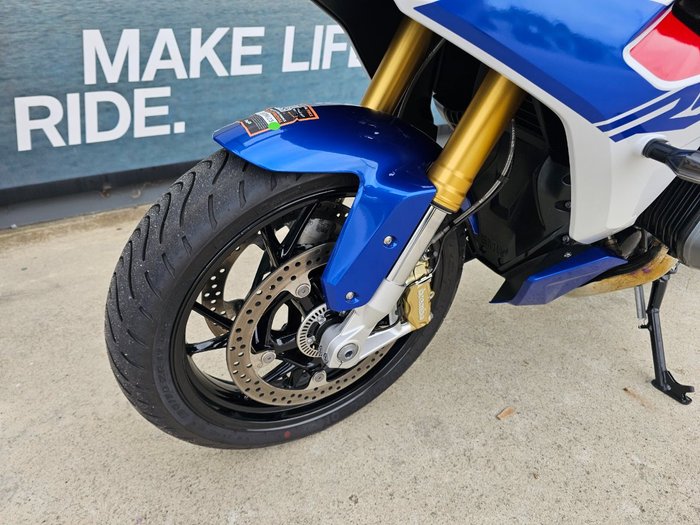 2023 BMW Motorrad R 1250 RS White