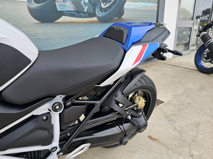 2023 BMW Motorrad R 1250 RS White