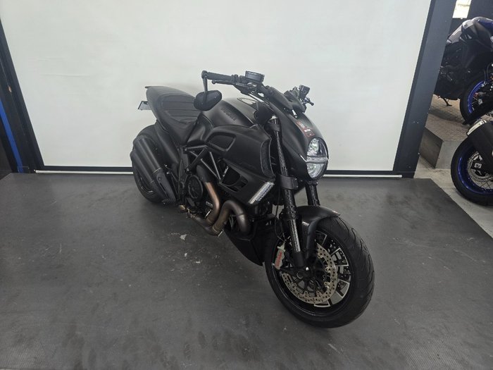 2013 DUCATI DIAVEL Black