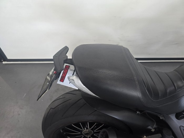 2013 DUCATI DIAVEL Black