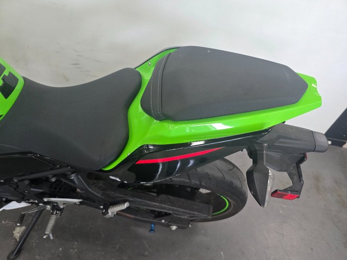 2021 Kawasaki NINJA 400 SE Green