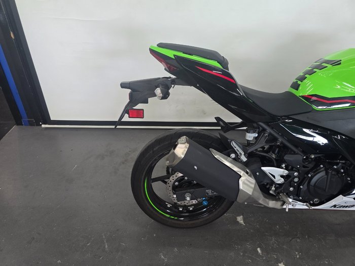 2021 Kawasaki NINJA 400 SE Green