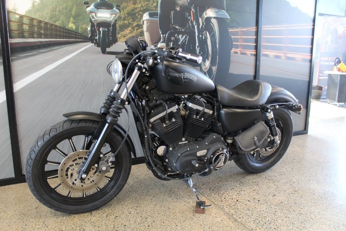 2012 Harley-davidson XL883 IRON 883 BLACK