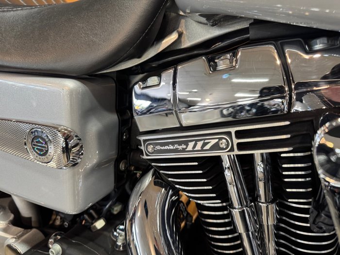 Harley-davidson 2007 HARLEY DAVIDSON 1800CC DYNA FXDSE Silver