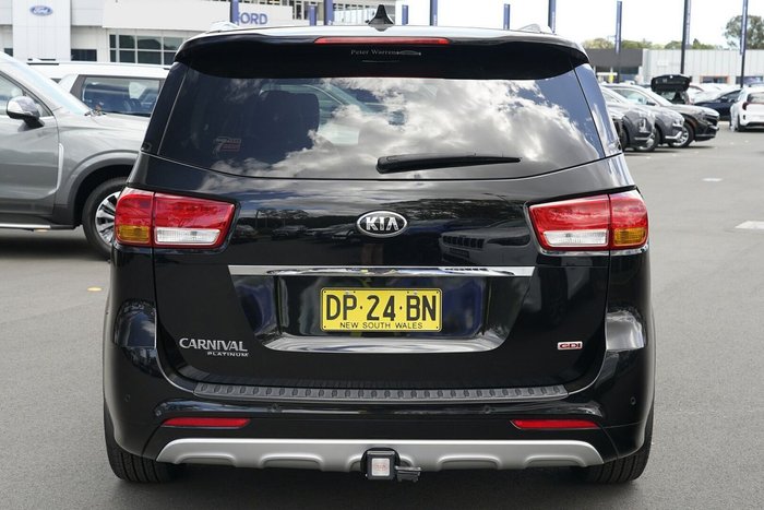 2015 Kia Carnival Platinum