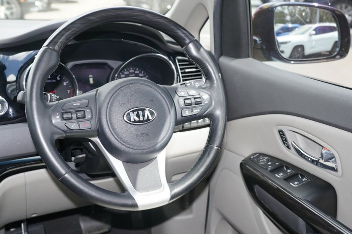 2015 Kia Carnival Platinum