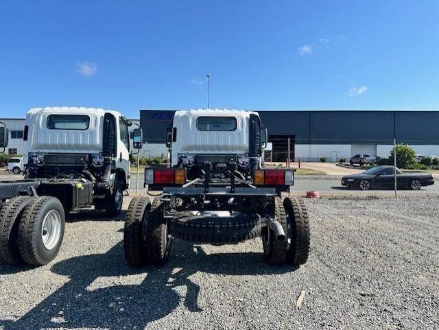 2025 Isuzu Nps 75-155 NPS