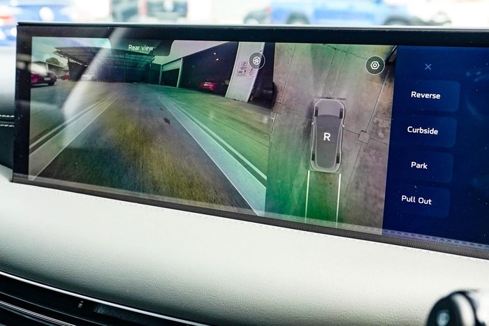 2025 MG IM5 Performance