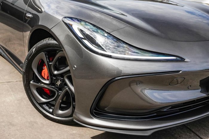 2025 MG IM5 Performance