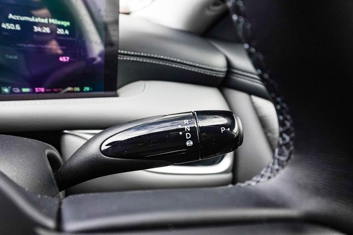 2025 MG IM5 Performance