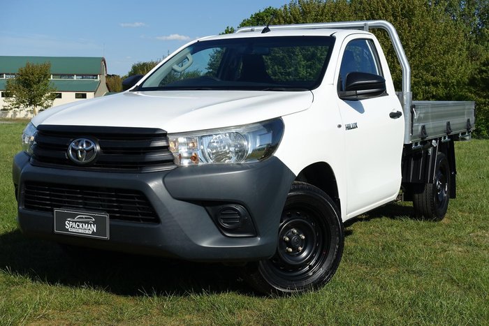 2016 Toyota Hilux Workmate TGN121R 4x2 Glacier White