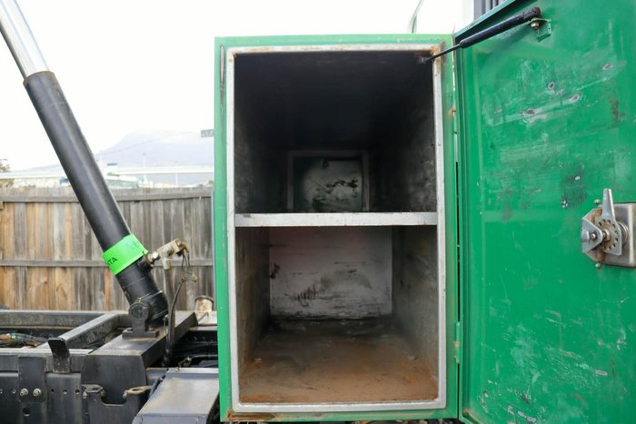 2016 Hino 700 Series Fs 2848 White