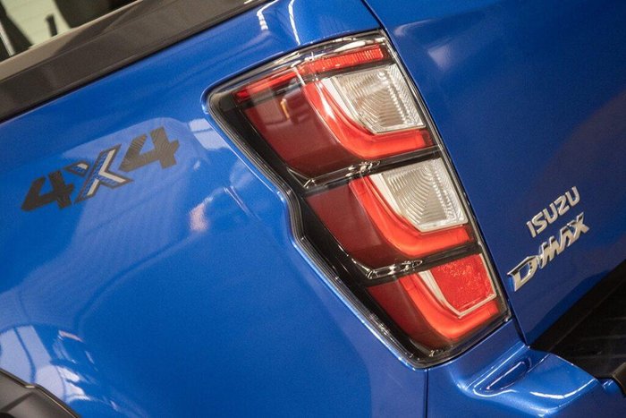 2025 Isuzu D-MAX X-TERRAIN