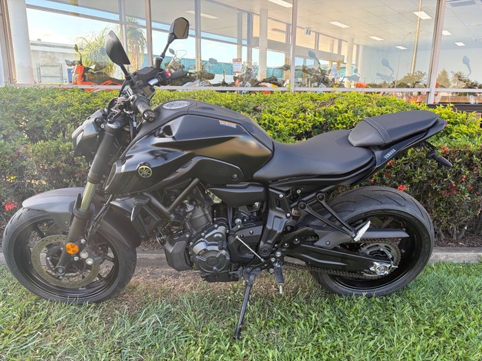 2022 YAMAHA MT-07 LA (ABS) Black