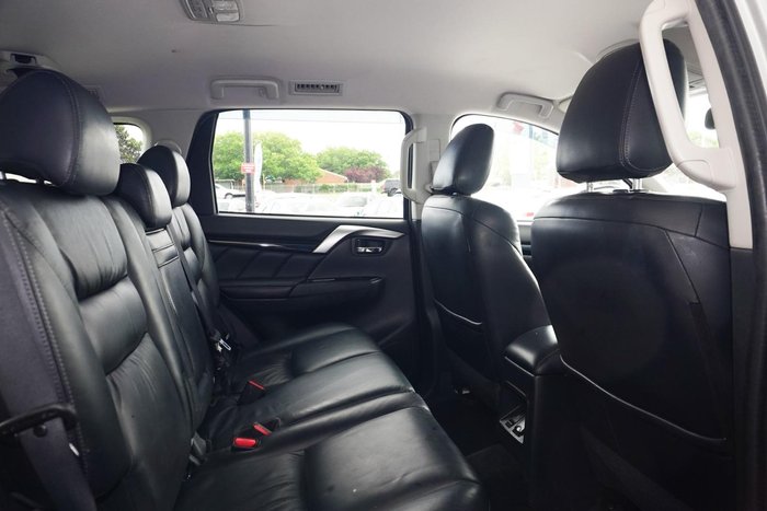 2018 Mitsubishi Pajero Sport GLS