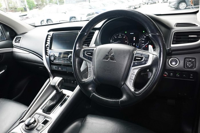 2018 Mitsubishi Pajero Sport GLS