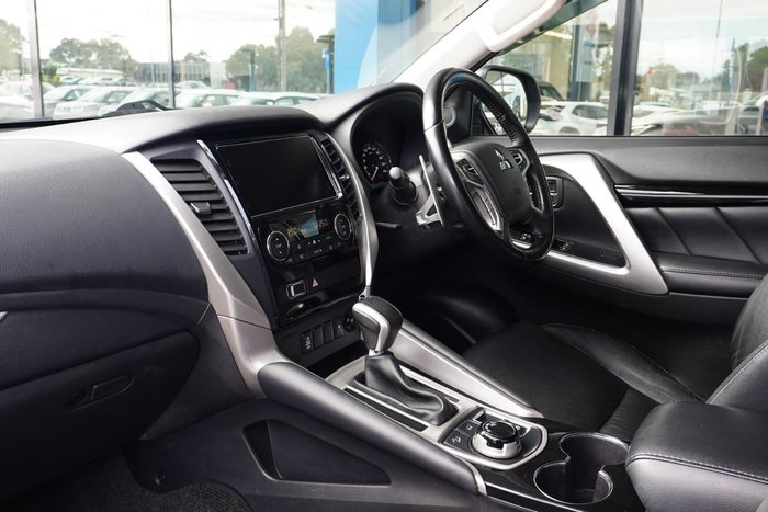 2018 Mitsubishi Pajero Sport GLS