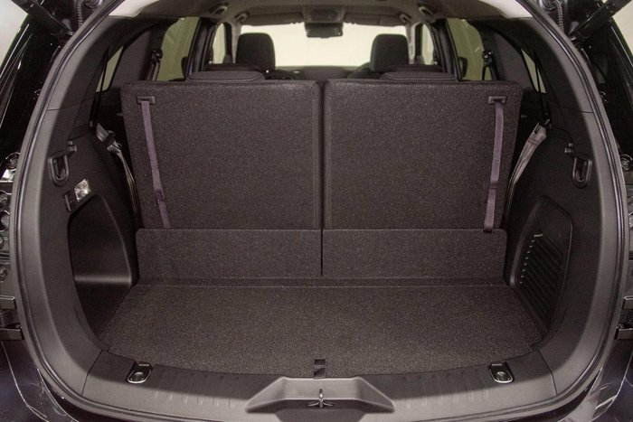 2025 Isuzu MU-X LS-U