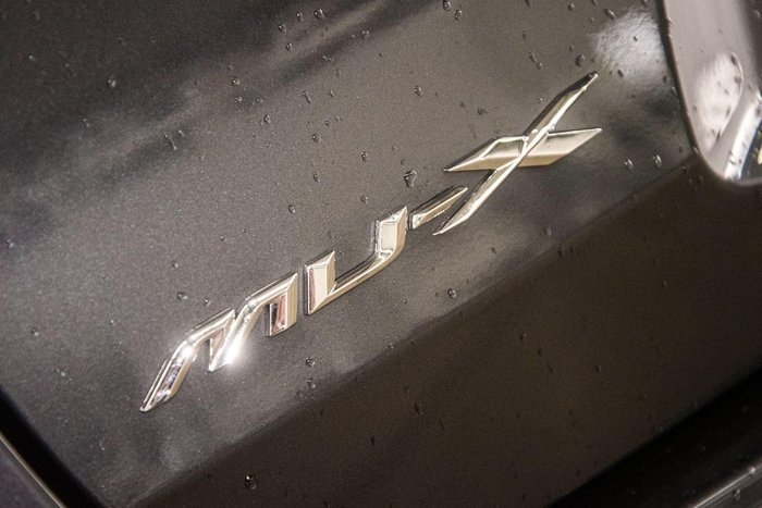 2025 Isuzu MU-X LS-U