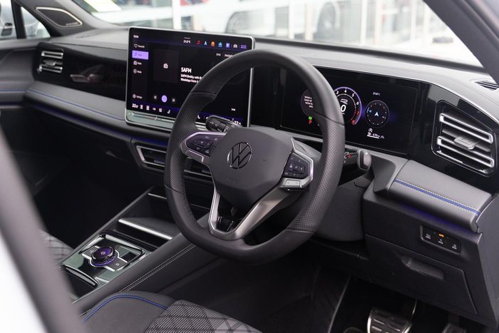 2025 Volkswagen Tiguan 150TSI R-Line