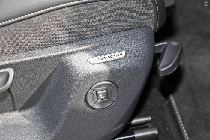 2025 Volkswagen Tiguan 150TSI R-Line