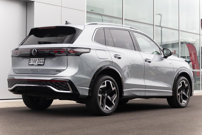2025 Volkswagen Tiguan 150TSI R-Line