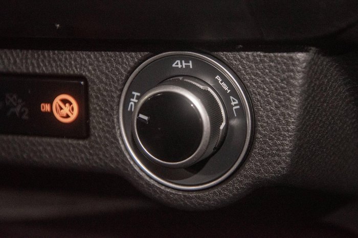 2025 Isuzu D-MAX LS-U+