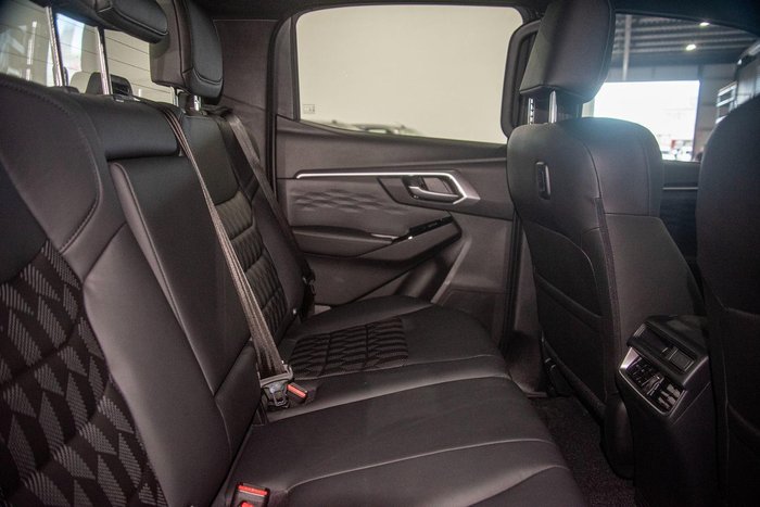 2025 Isuzu D-MAX LS-U+