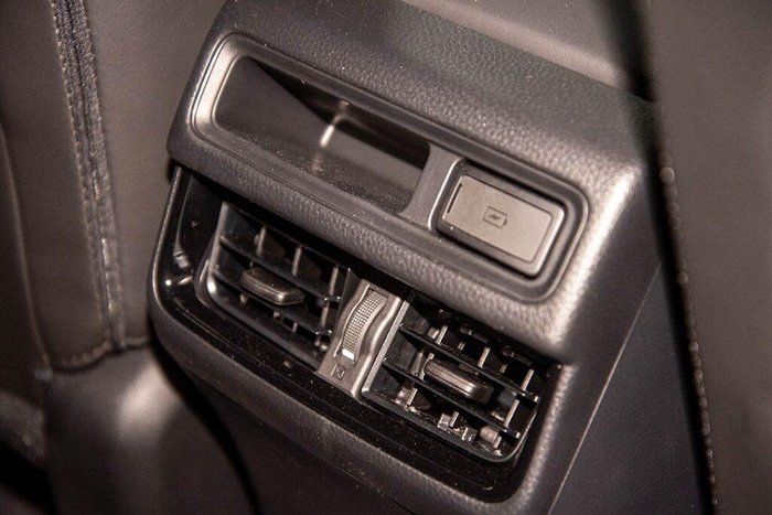 2025 Isuzu D-MAX X-TERRAIN