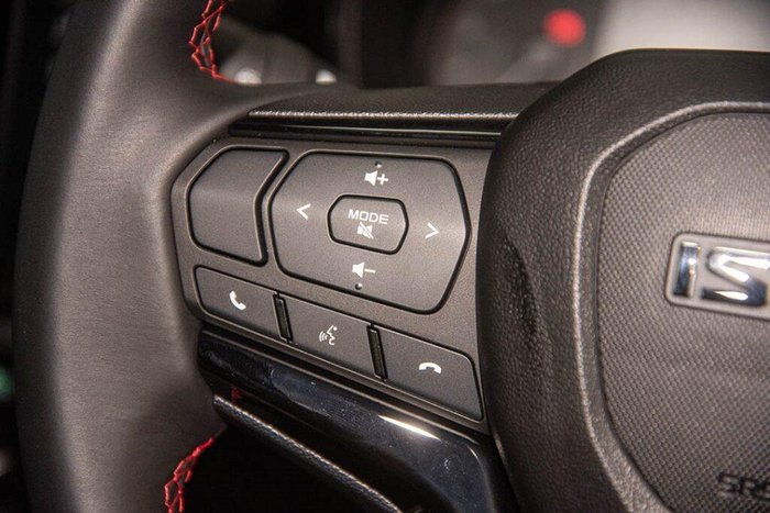 2025 Isuzu D-MAX X-TERRAIN