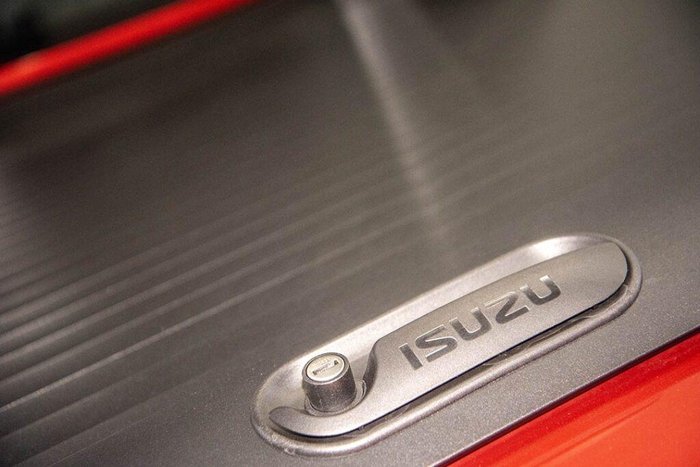 2025 Isuzu D-MAX X-TERRAIN