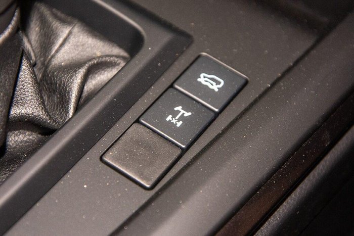 2025 Isuzu D-MAX X-RIDER