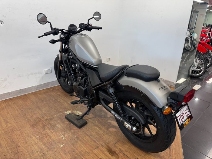 2017 Honda CMX500 SILVER