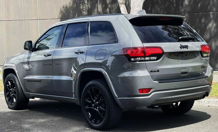 2020 Jeep Grand Cherokee Night Eagle