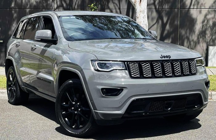 2020 Jeep Grand Cherokee Night Eagle