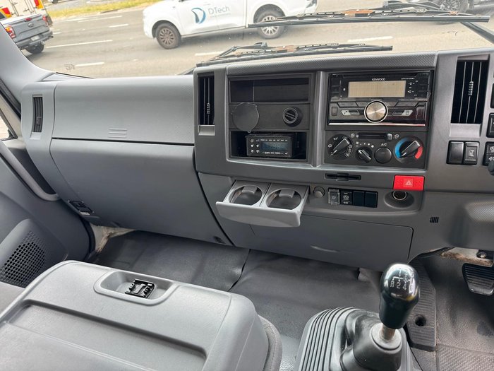 2011 Isuzu Frr 500 WHITE