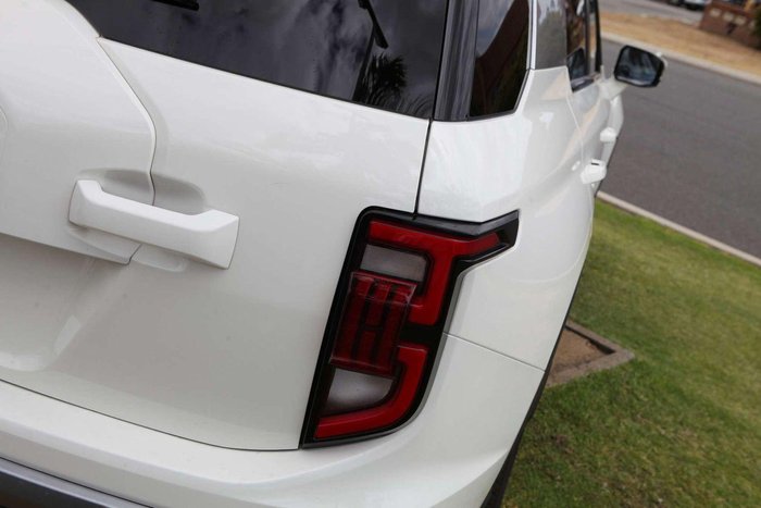 2024 KGM SsangYong Torres ELX