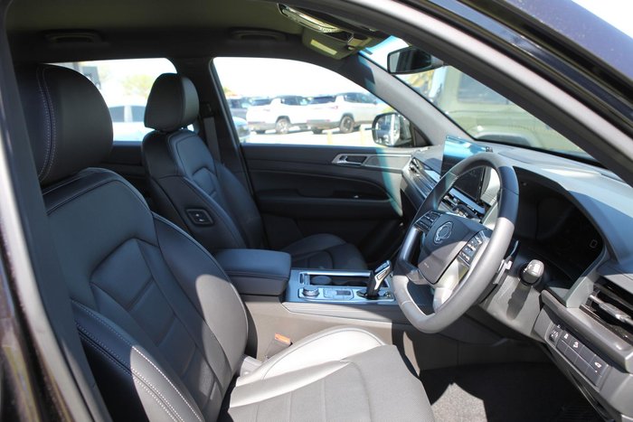 2023 SsangYong Rexton Adventure