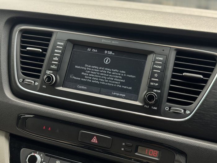 2020 Kia Carnival S