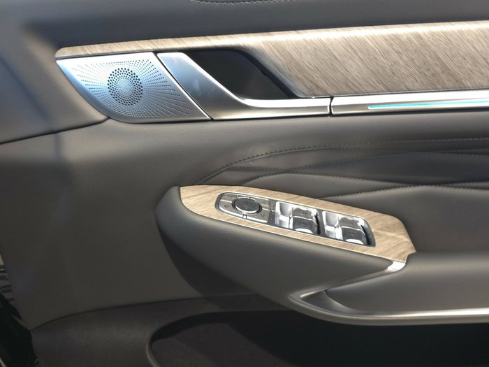 2025 GWM Tank 500 Ultra Hi4-T PHEV