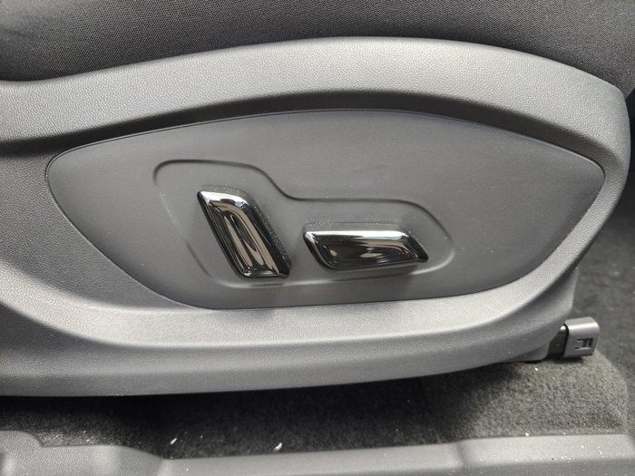 2025 MG QS Excite IS31 MY25 Black Pearl