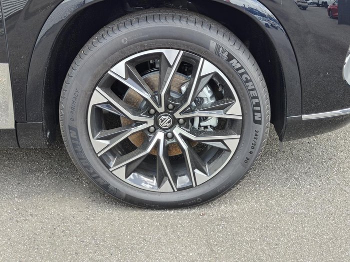 2025 MG QS Excite IS31 MY25 Black Pearl