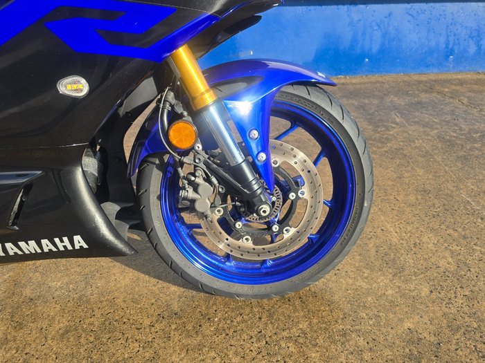 2019 Yamaha YZF-R3 Blue